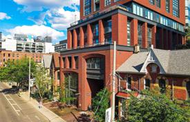 Apartment – Adelaide Street West, Old Toronto, Toronto,  Ontario,   Canada for C$1,015,000