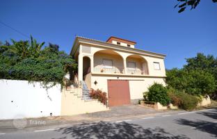 4-room villa 240 m² in Loule for 550,000 €