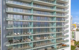 2-bedroom apartments in condo 218 m² in Edgewater (Florida) for $2,850,000