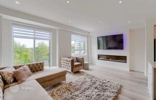 8-bedroom townhouse in Etobicoke for C$1,548,000