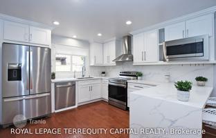 13-bedroom house in Scarborough for C$2,111,000