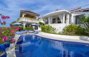 5-bedroom villa 400 m² in South Kuta for $1,800,000