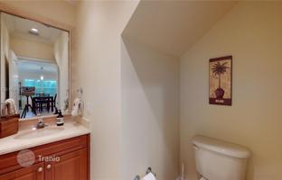 3-bedroom house 281 m² in Miami for $1,925,000