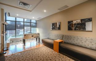 2-bedroom apartment in Fort York Boulevard for C$992,000