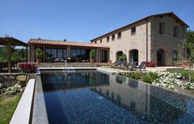 Luxury Tuscan house for sale on managed estate. Price on request