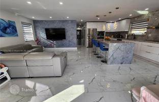4-bedroom house 158 m² in Miami for $780,000