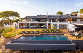 Unique villa with a panoramic view, a garden and a swimming pool in a prestigious area, near the beach, Cape Town, South Africa for $2,624,000