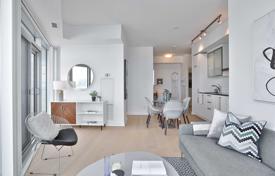 Apartment – York Street, Old Toronto, Toronto,  Ontario,   Canada for C$1,068,000
