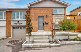 Terraced house – North York, Toronto, Ontario,  Canada for C$1,162,000