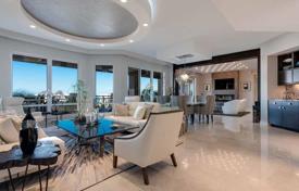 Luxury apartment with a private elevator in a residence with a swimming pool, a restaurant, and entertainment areas, Sarasota, USA for $2,750,000