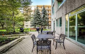 Apartment – Eglinton Avenue East, Toronto, Ontario,  Canada for C$942,000