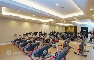 1-bedroom apartment in Saint Clair Avenue West for C$830,000