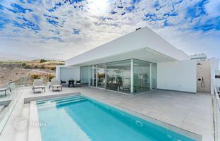3-bedroom villa 193 m² in Callao Salvaje for 1,590,000 €