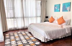 3-bedroom apartments in condo in Bang Rak for $2,900 per week