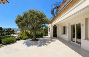 3-bedroom apartment in Cannes for 1,350,000 €