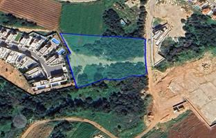 Land plot 5,992 m² in Paralimni for 2,200,000 €