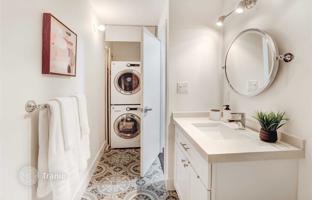 4-bedroom apartment in Stewart Street for C$791,000