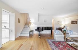 Apartment – Etobicoke, Toronto, Ontario,  Canada for C$906,000