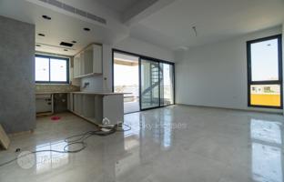 2-bedroom penthouse in Limassol for 700,000 €