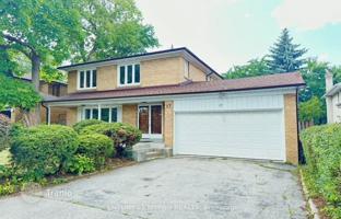 11-bedroom house in North York for C$2,088,000