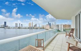 Stylish flat with ocean views in a residence on the first line of the beach, Aventura, Florida, USA for $1,750,000