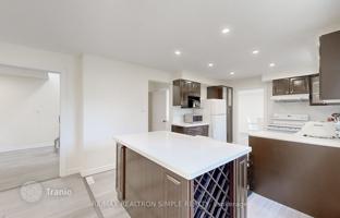 12-bedroom house in Scarborough for C$1,461,000