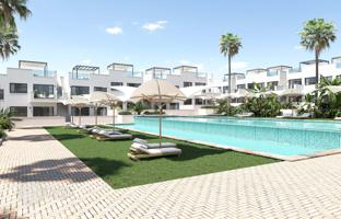 2-bedroom cottage 115 m² in Torrevieja for 300,000 €