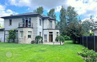 5-room house 250 m² in Central District for 360,000 €
