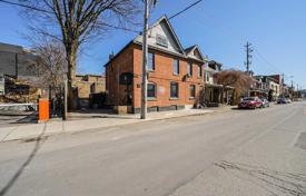 Terraced house – Pape Avenue, Toronto, Ontario,  Canada for C$1,169,000