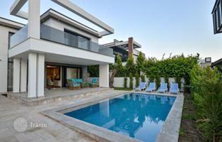 4-bedroom villa 250 m² in Camyuva for 72,187,000 TRY