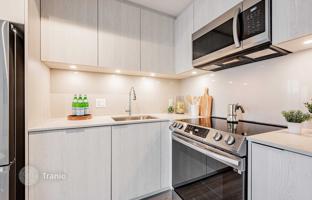 1-bedroom apartment in King Street for C$974,000