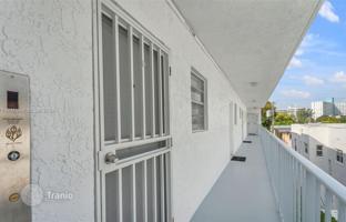 1-bedroom apartments in condo 56 m² in Miami Beach for $299,000