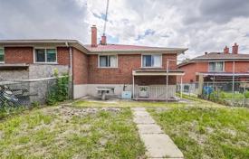 Terraced house – North York, Toronto, Ontario,  Canada for C$1,324,000