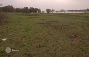 Land plot 1,374 m² in Novigrad (Istria County) for 580,000 €