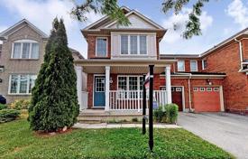 Terraced house – Scarborough, Toronto, Ontario,  Canada for C$1,076,000