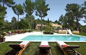 Villa – Pertuis, Provence - Alpes - Cote d'Azur, France for 3,500 € per week