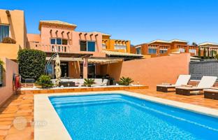 3-bedroom villa 160 m² in Santa Cruz de Tenerife for 1,495,000 €