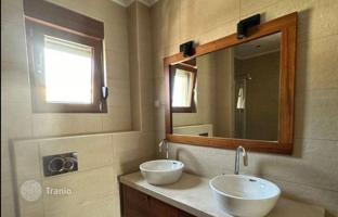 2-bedroom apartment 140 m² in Budva city for 450,000 €