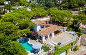 Two-storey villa 500 m from the beach, Tossa de Mar, Costa Brava, Spain for 3,400 € per week