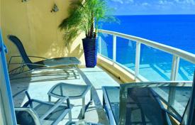 Design apartment on the first line from the ocean in Fort Lauderdale, Florida, USA for $1,285,000