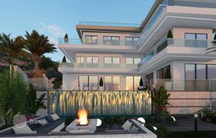 5-bedroom villa 680 m² in Alanya for 105,504,000 TRY