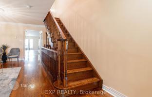12-bedroom townhouse in Old Toronto for C$2,000,000