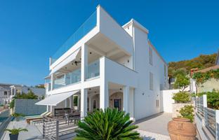 4-room house 450 m² in Trogir for 2,350,000 €