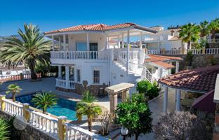5-bedroom villa 600 m² in Alanya for 33,317,000 TRY