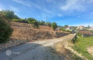 Land plot 1,300 m² in Liguria for 880,000 €