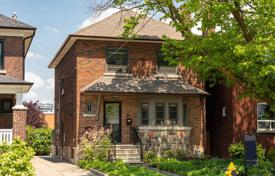 Townhome – East York, Toronto, Ontario,  Canada for C$1,788,000