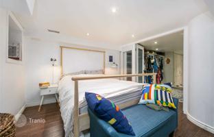 2-bedroom apartment in Dundas Street West for C$1,772,000