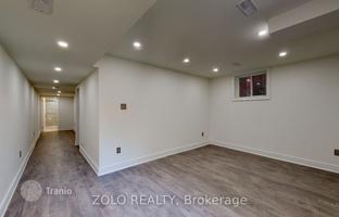 8-bedroom house in Scarborough for C$2,185,000