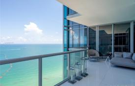 Bright apartment with ocean views in a residence on the first line of the beach, Sunny Isles Beach, Florida, USA for $2,580,000