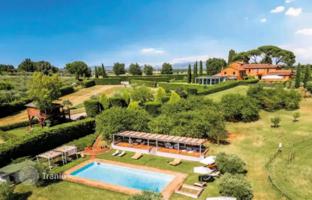 Farm 1,420 m² in Castiglione del Lago for 3,200,000 €